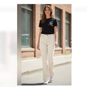 NWT $148 Spanx Women’s White SPANX shape EveryWear Wide Leg Jeans  LT